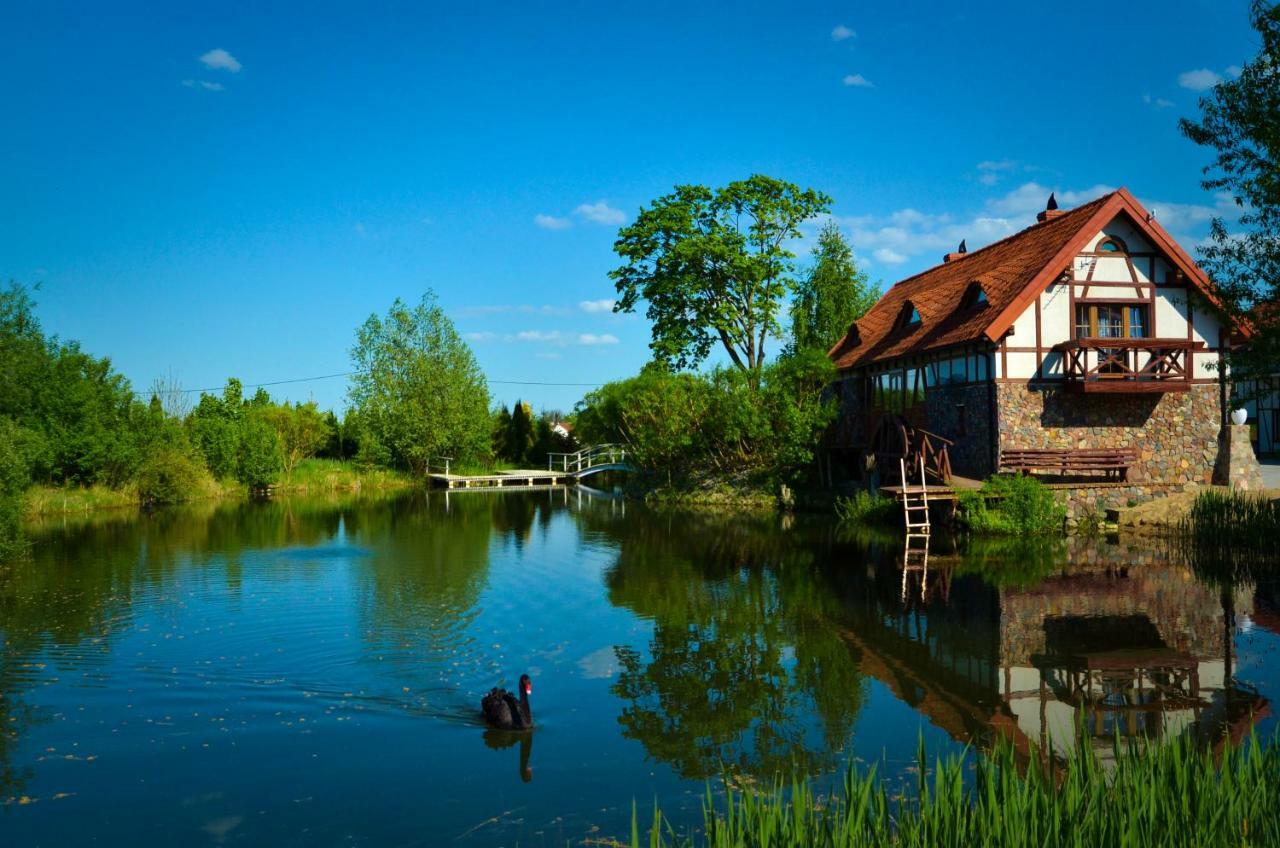 Villa Dom Na Wodzie Mazury Dzwierzuty Esterno foto