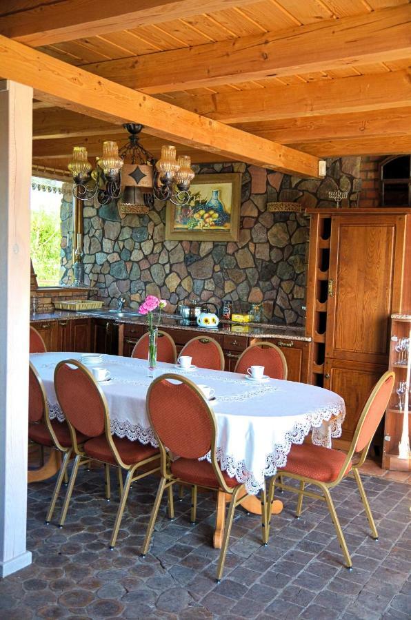 Villa Dom Na Wodzie Mazury Dzwierzuty Esterno foto